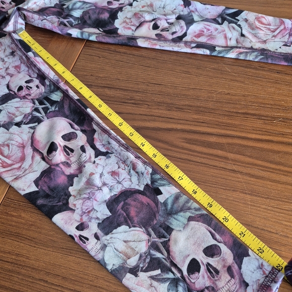 Evolution and Creation Pink Skull Yoga Gym Leggings Medium - Picture 5 of 6